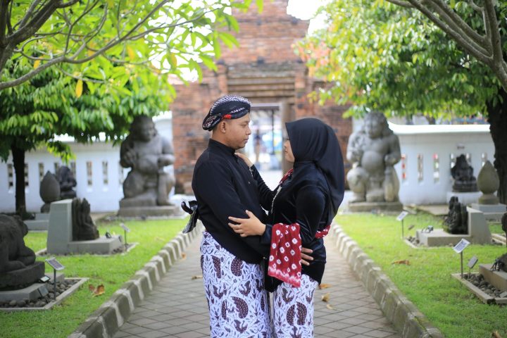 Putri & Rifai41